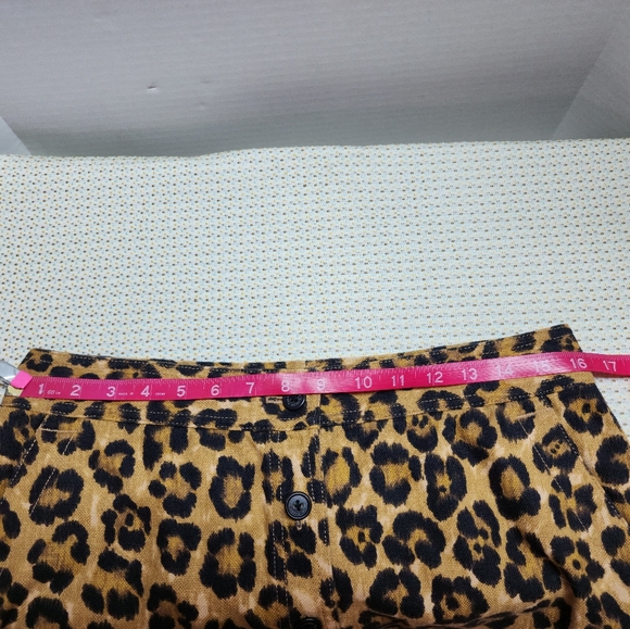 Skirt - Picture 3 of 6